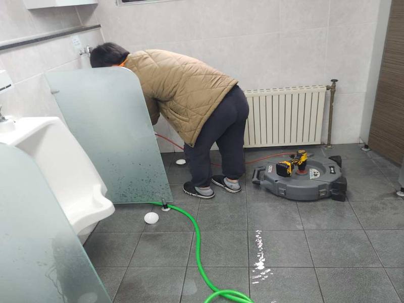 광교 소변기막힘 작업사례