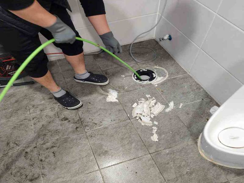광교 변기역류 작업사례 2